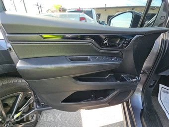 2024 Honda Odyssey Elite 118.1" WB - miniatura 9