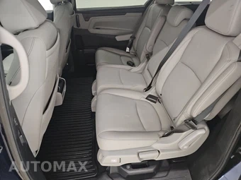 2024 Honda Odyssey Touring 118.1" WB - miniatura 13