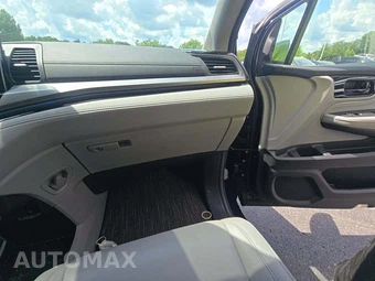 2024 Honda Odyssey Touring 118.1" WB - miniatura 20