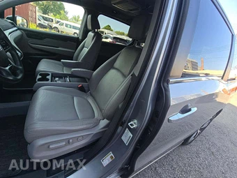2024 Honda Odyssey Touring 118.1" WB - miniatura 3