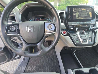 2024 Honda Odyssey Touring 118.1" WB - miniatura 7