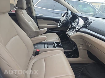 2024 Honda Odyssey Touring 118.1" WB - miniatura 8