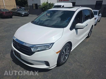 2024 Honda Odyssey Touring 118.1" WB