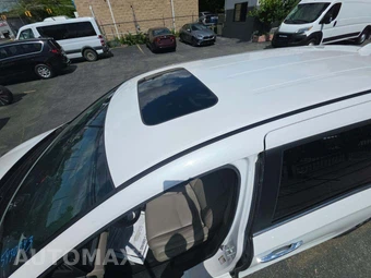 2024 Honda Odyssey Touring 118.1" WB - miniatura 12