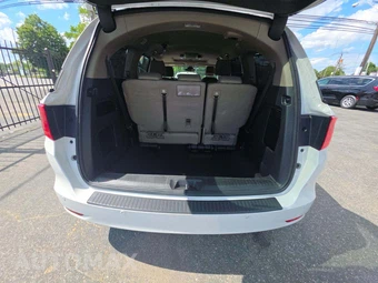 2024 Honda Odyssey Touring 118.1" WB - miniatura 15