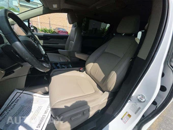 2024 Honda Odyssey Touring 118.1" WB - miniatura 6