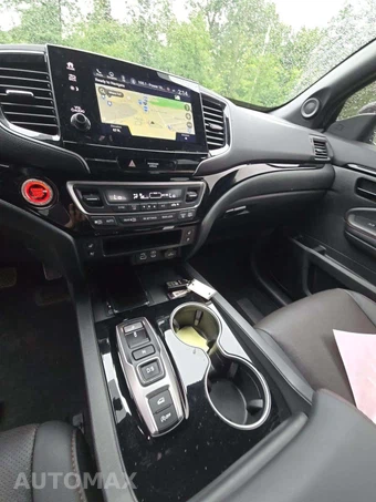 2024 Honda Passport Black Edition - miniatura 10