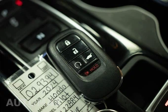 2024 Honda Pilot Touring - miniatura 25