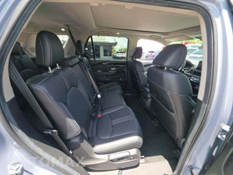 2024 Honda Pilot Touring - miniatura 17