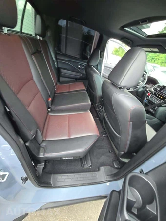 2024 Honda Ridgeline Black Edition Crew Cab Medium Bed - miniatura 16