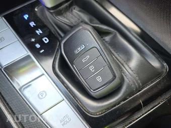 2024 Hyundai Elantra Hybrid Blue - miniatura 5