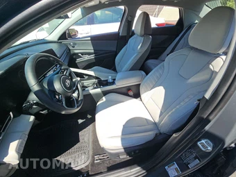 2024 Hyundai Elantra Hybrid Limited - miniatura 7