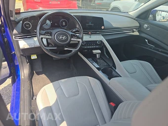 2024 Hyundai Elantra Limited - miniatura 11