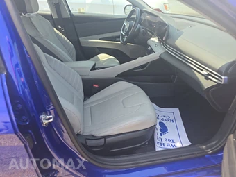 2024 Hyundai Elantra Limited - miniatura 8