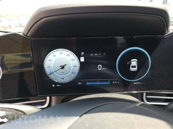 2024 Hyundai Elantra Limited - miniatura 9