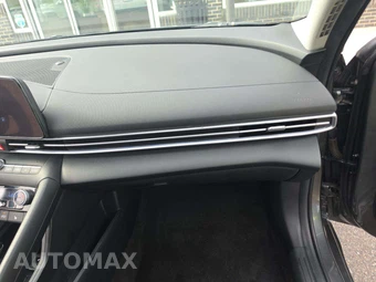 2024 Hyundai Elantra Limited - miniatura 16