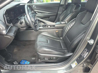 2024 Hyundai Elantra Limited - miniatura 3