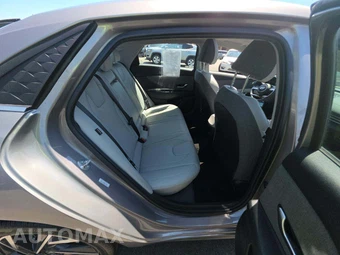 2024 Hyundai Elantra Limited - miniatura 16