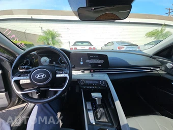 2024 Hyundai Elantra Limited - miniatura 11
