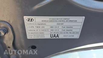 2024 Hyundai Elantra Limited - miniatura 17