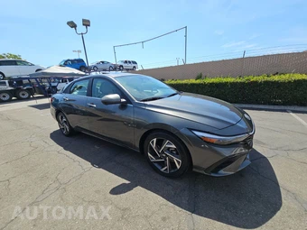 2024 Hyundai Elantra Limited - miniatura 3