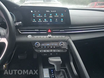 2024 Hyundai Elantra Limited - miniatura 11