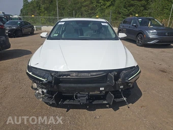 2024 Hyundai Elantra Limited - miniatura 2