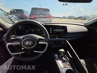 2024 Hyundai Elantra Limited - miniatura 17