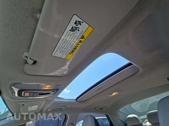 2024 Hyundai Elantra Limited - miniatura 11