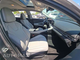 2024 Hyundai Elantra Limited - miniatura 18