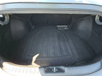 2024 Hyundai Elantra Limited - miniatura 16