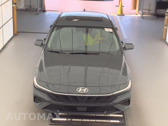 2024 Hyundai Elantra Limited - miniatura 2