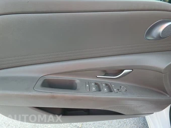 2024 Hyundai Elantra SE - miniatura 15