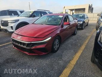 2024 Hyundai Elantra SE