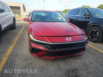 2024 Hyundai Elantra SE – miniatura 2