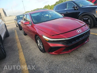 2024 Hyundai Elantra SE – miniatura 3