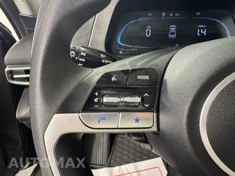 2024 Hyundai Elantra SE - miniatura 15