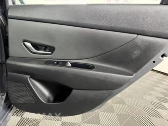 2024 Hyundai Elantra SE - miniatura 37