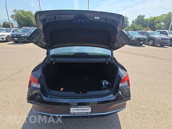 2024 Hyundai Elantra SE - miniatura 14