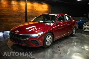 2024 Hyundai Elantra SE - miniatura 2