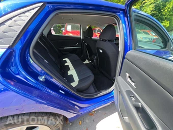 2024 Hyundai Elantra SE - miniatura 16