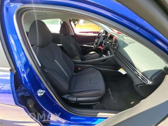 2024 Hyundai Elantra SE - miniatura 18