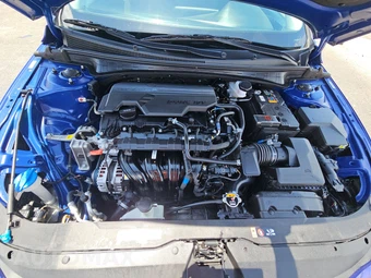 2024 Hyundai Elantra SE - miniatura 15
