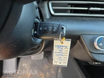 2024 Hyundai Elantra SE - miniatura 30