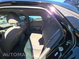 2024 Hyundai Elantra SE – miniatura 13