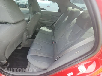 2024 Hyundai Elantra SE - miniatura 13