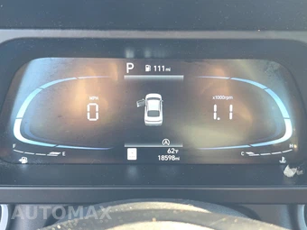 2024 Hyundai Elantra SE - miniatura 12