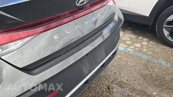 2024 Hyundai Elantra SE - miniatura 19