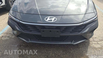 2024 Hyundai Elantra SE - miniatura 23
