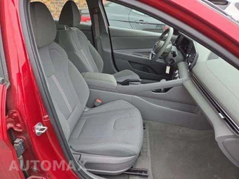 2024 Hyundai Elantra SE - miniatura 18